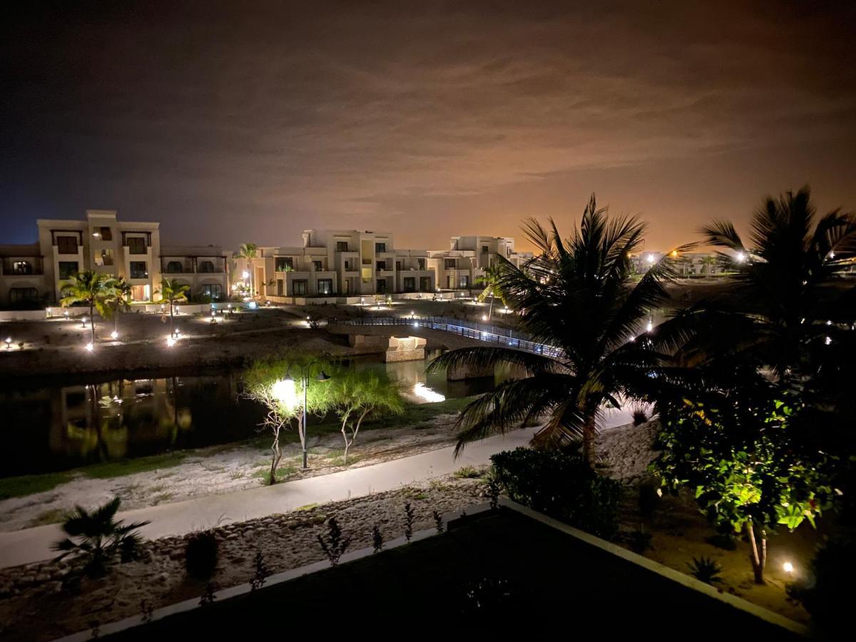 Sl19 Lovely 2-Bedroom Apartment With Gorgeous Garden And South Lagoons View Salalah Exterior foto